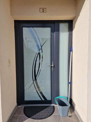 Après pose d'une porte